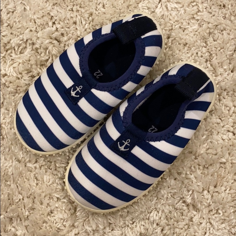 H&M Baby Striped Water Shoes, Size 5, Like New!